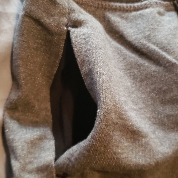 Puma sweatpants size 4 - Picture 3 of 6